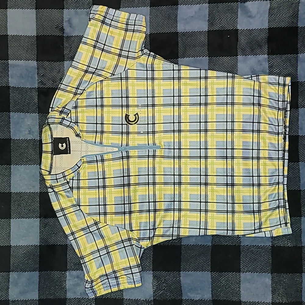Vintage. Made in USA. Cannondale. Biking Shirt. Quarter-zip. 3 back pockets. M.
